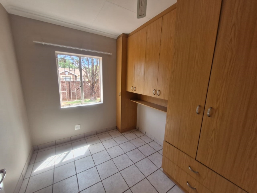 To Let 3 Bedroom Property for Rent in Kathu Northern Cape